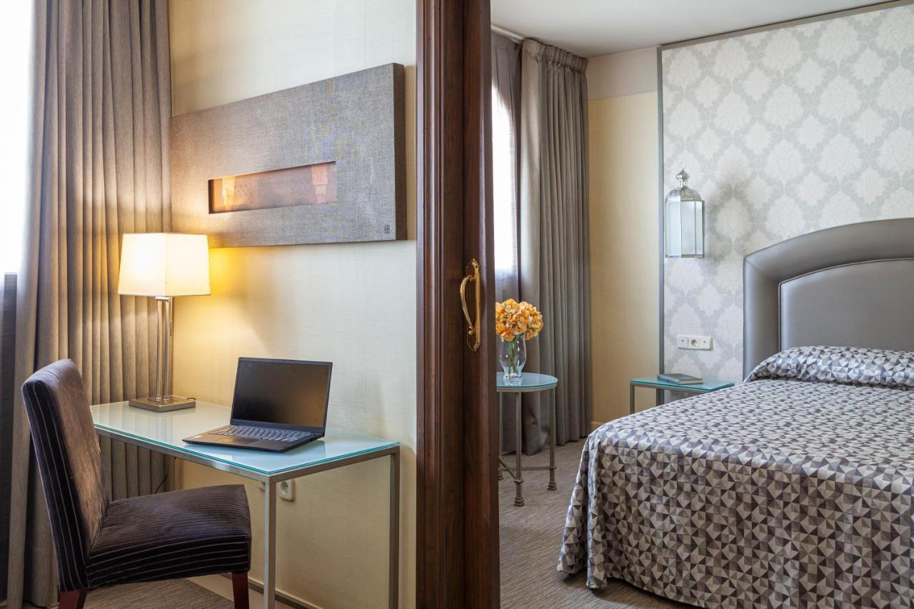 Hotel Macia Alfaros Cordoba Luaran gambar